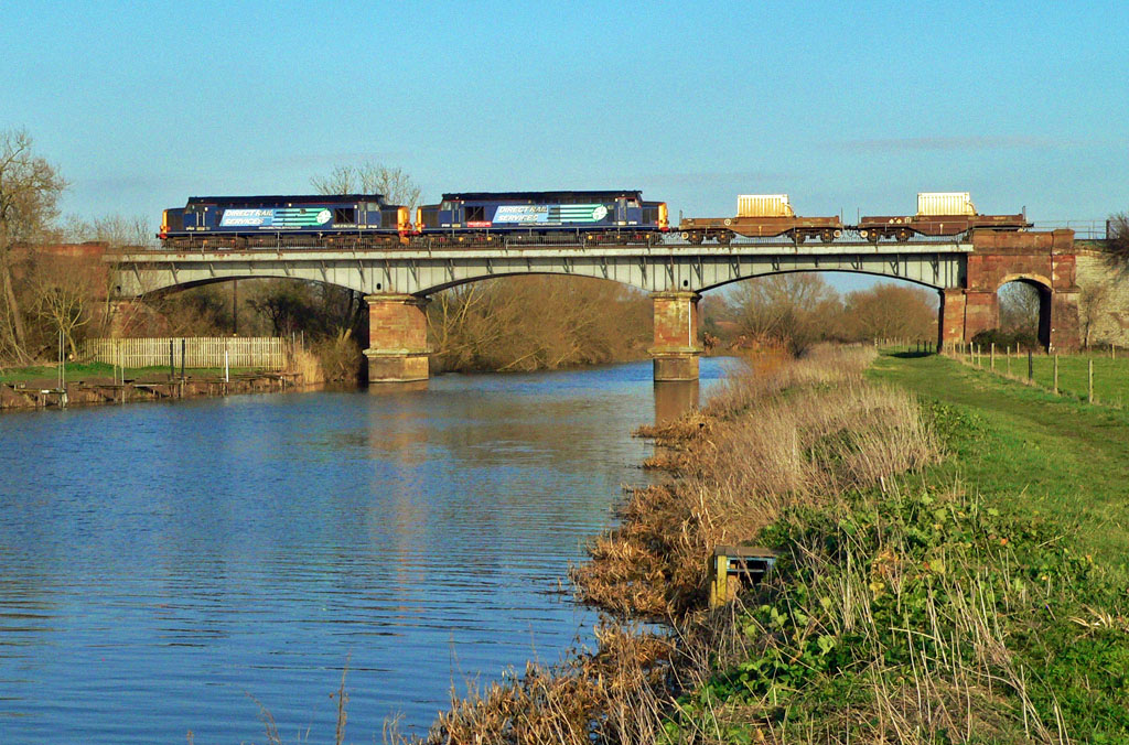 No.37423  37610 at Eckington