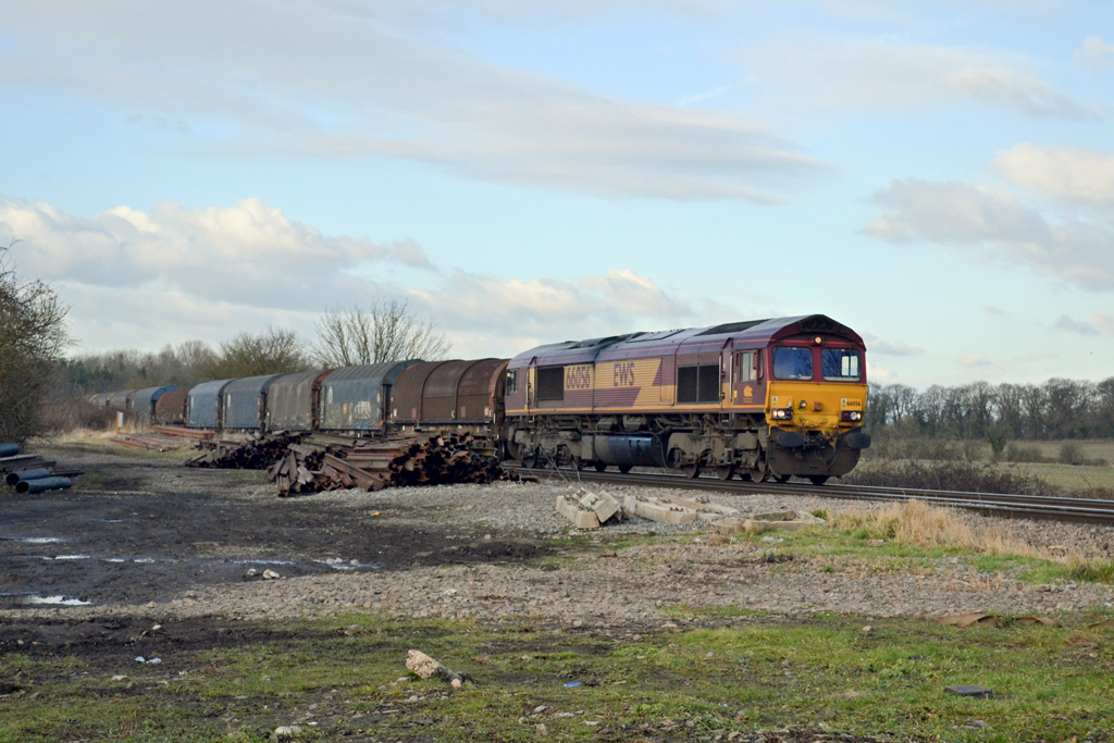 No.66056 at Pirton