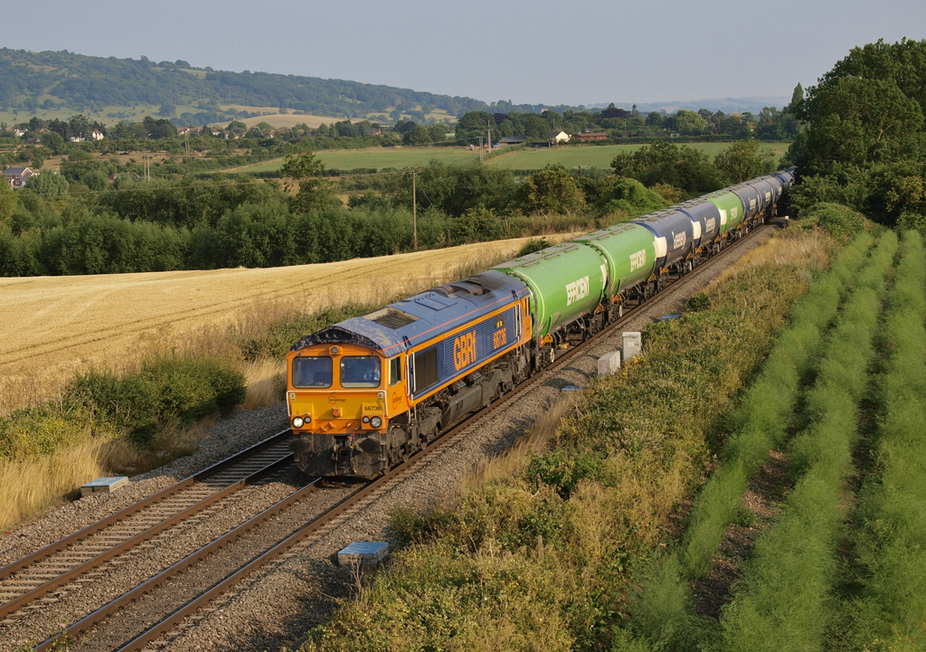 No.66736 at Defford