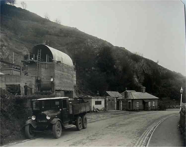 Earnslaw Quarry  about 1930